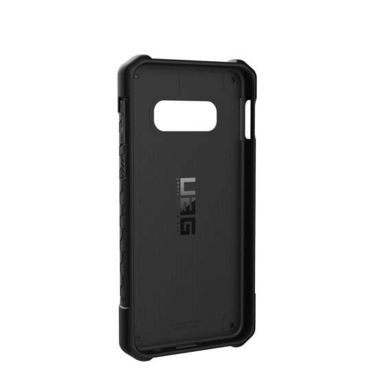 UAG Urban Armor Gear Samsung Galaxy S10e Monarch Case - Crimson UAG Urban Armor Gear Samsung Galaxy S10e Monarch Case - Crimson